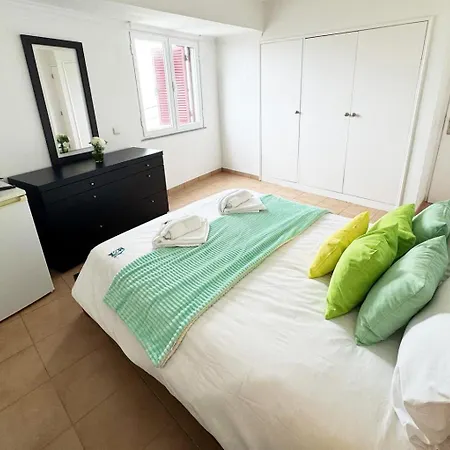 02- Double With Private Bath 3* Santa Cruz (Madeira)
